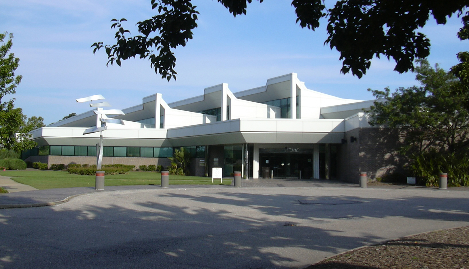 Meyera E. Oberndorf Central Library