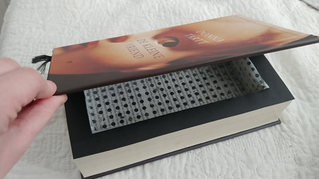 Secret book keepsake box