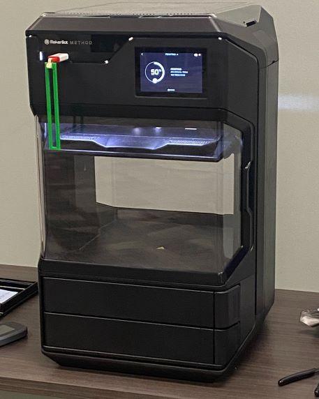 Next-Generation desktop 3D printing platform by Makerbot